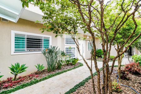 Casa à venda com 380m², 3 quartos e 4 vagas Casa à venda com 380m², 3 quartos e 4 vagasJardim