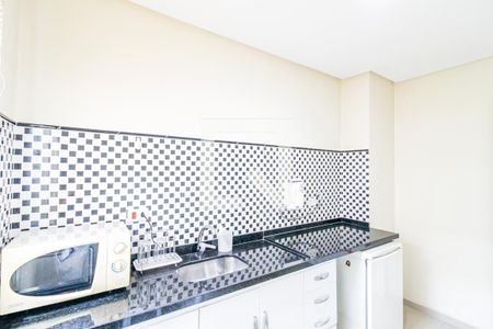 Casa à venda com 380m², 3 quartos e 4 vagas Casa à venda com 380m², 3 quartos e 4 vagasCozinha Edícula