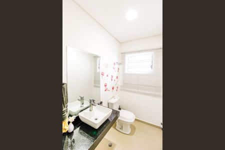 Casa à venda com 380m², 3 quartos e 4 vagas Casa à venda com 380m², 3 quartos e 4 vagasLavabo