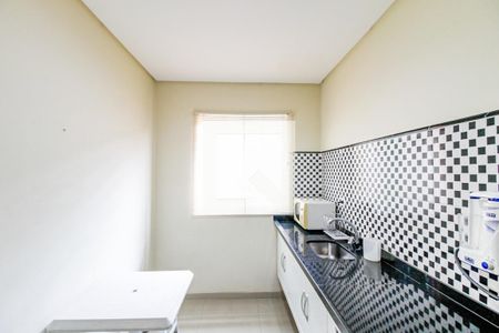 Casa à venda com 380m², 3 quartos e 4 vagas Casa à venda com 380m², 3 quartos e 4 vagasCozinha Edícula