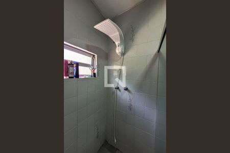 Casa à venda com 140m², 3 quartos e 2 vagas Casa à venda com 140m², 3 quartos e 2 vagasBanheiro