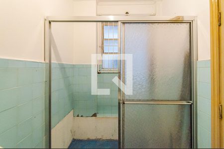 Banheiro de apartamento para alugar com 1 quarto, 35m² em República, São Paulo