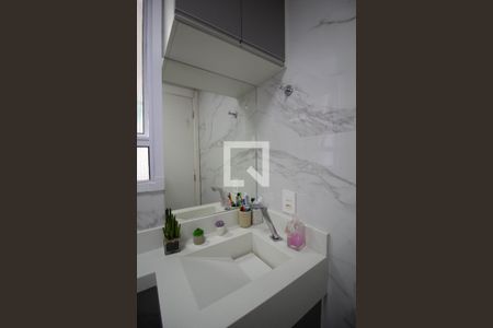 Apartamento à venda com 55m², 3 quartos e 1 vagaDetalhe banheiro