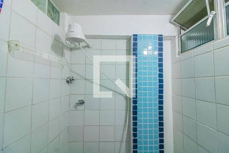 Detalhe do banheiro de casa para alugar com 1 quarto, 25m² em Vila Guarani, São Paulo