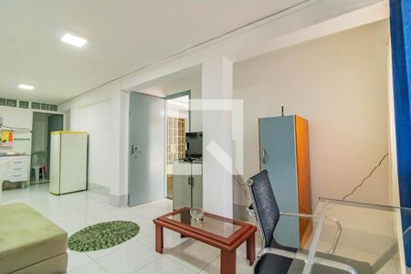 Sala- quarto de kitnet/studio para alugar com 1 quarto, 25m² em Vila Guarani, São Paulo