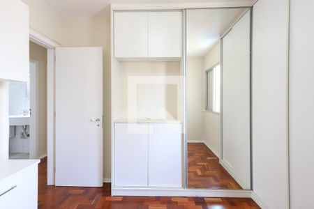 Quarto 1 de apartamento para alugar com 2 quartos, 45m² em Santa Teresinha, São Paulo