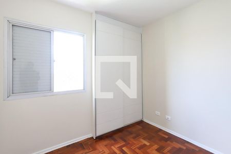 Quarto 2 de apartamento para alugar com 2 quartos, 45m² em Santa Teresinha, São Paulo