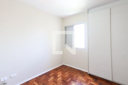 Quarto 2 de apartamento para alugar com 2 quartos, 45m² em Santa Teresinha, São Paulo