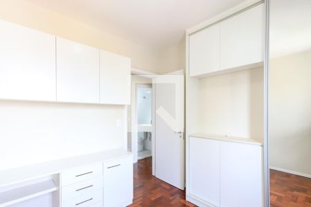 Quarto 1 de apartamento para alugar com 2 quartos, 45m² em Santa Teresinha, São Paulo