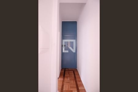 Apartamento à venda com 65m², 2 quartos e sem vagaCorredor de Enrtada