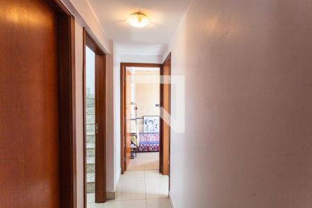 Corredor de apartamento à venda com 3 quartos, 176m² em Lourdes, Belo Horizonte
