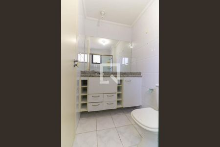 Apartamento à venda com 114m², 3 quartos e 2 vagas Apartamento à venda com 114m², 3 quartos e 2 vagasBanheiro da Suíte