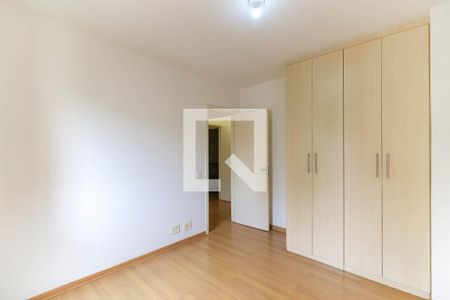 Apartamento à venda com 114m², 3 quartos e 2 vagas Apartamento à venda com 114m², 3 quartos e 2 vagasQuarto 3