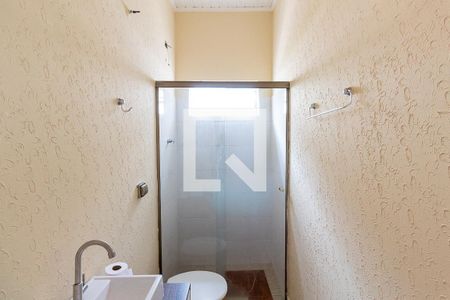 Casa para alugar com 150m², 3 quartos e 2 vagasBanheiro 2