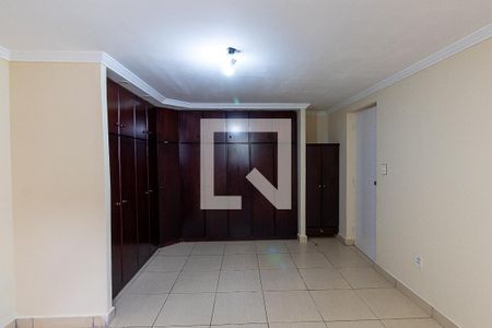Casa para alugar com 150m², 3 quartos e 2 vagasQuarto Suíte