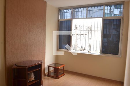 Sala de apartamento para alugar com 2 quartos, 79m² em São Domingos, Niterói