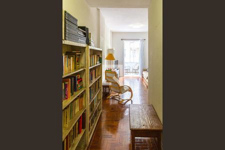 Apartamento à venda com 73m², 1 quarto e sem vagaCorredor