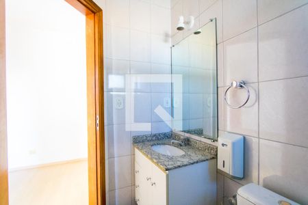 Apartamento à venda com 78m², 3 quartos e 2 vagasBanheiro do quarto 1