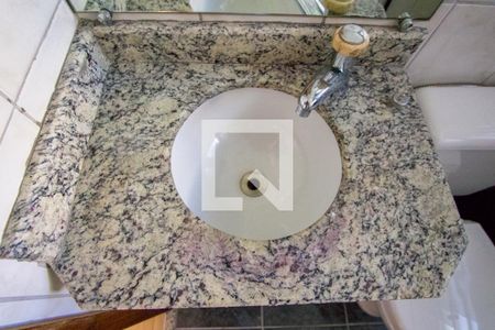 Apartamento à venda com 78m², 3 quartos e 2 vagasBanheiro social