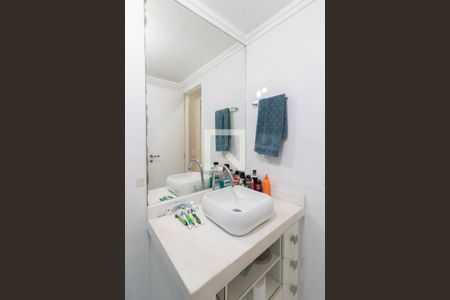 Apartamento à venda com 115m², 3 quartos e 2 vagas Apartamento à venda com 115m², 3 quartos e 2 vagasBanheiro da Suíte