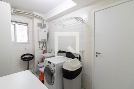 Apartamento à venda com 115m², 3 quartos e 2 vagas Apartamento à venda com 115m², 3 quartos e 2 vagasÁrea de Serviço