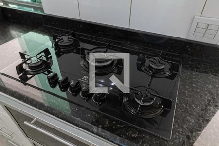 Casa à venda com 360m², 4 quartos e 4 vagas Casa à venda com 360m², 4 quartos e 4 vagasCozinha