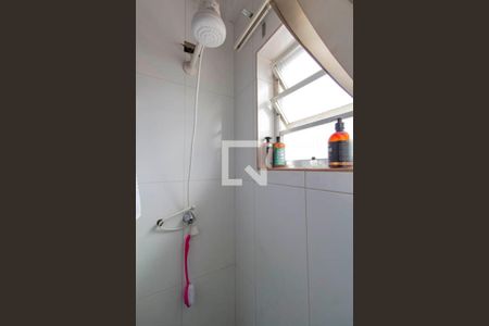 Casa à venda com 180m², 3 quartos e 2 vagas Casa à venda com 180m², 3 quartos e 2 vagasBanheiro