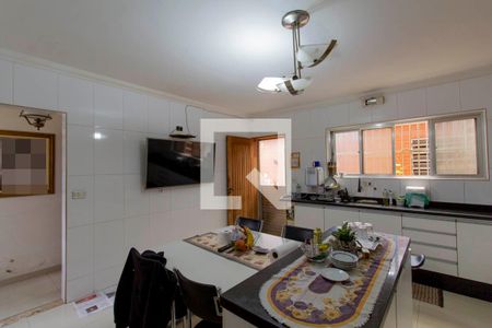 Casa à venda com 180m², 3 quartos e 2 vagas Casa à venda com 180m², 3 quartos e 2 vagasCozinha