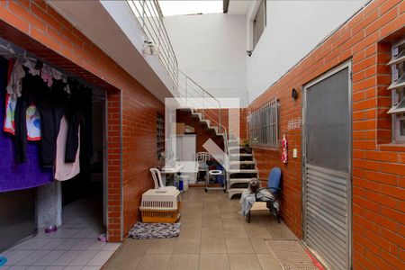 Casa à venda com 180m², 3 quartos e 2 vagas Casa à venda com 180m², 3 quartos e 2 vagasChurrasqueira