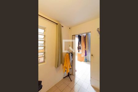 Casa à venda com 180m², 3 quartos e 2 vagas Casa à venda com 180m², 3 quartos e 2 vagasQuarto de Serviço