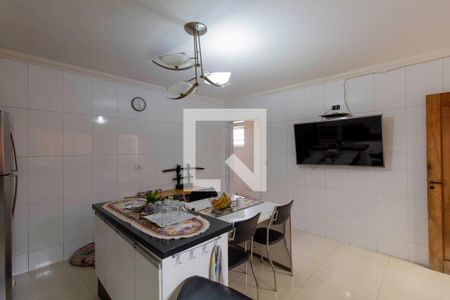 Casa à venda com 180m², 3 quartos e 2 vagas Casa à venda com 180m², 3 quartos e 2 vagasCozinha