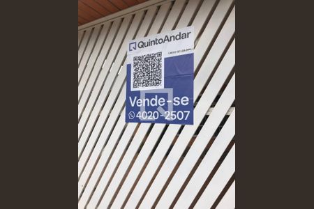 Casa à venda com 180m², 3 quartos e 2 vagas Casa à venda com 180m², 3 quartos e 2 vagasPlaca