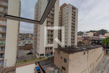 Vista Sala  de apartamento para alugar com 3 quartos, 69m² em Vila Pierina, São Paulo