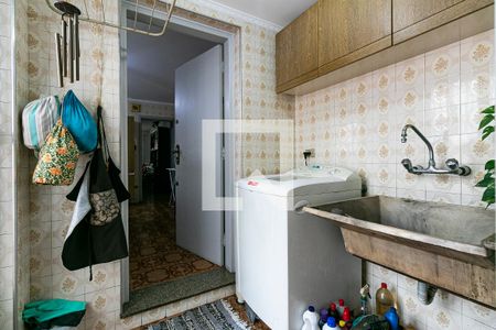 Casa à venda com 145m², 3 quartos e 2 vagasÁrea de Serviço