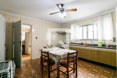 Casa à venda com 145m², 3 quartos e 2 vagasCozinha