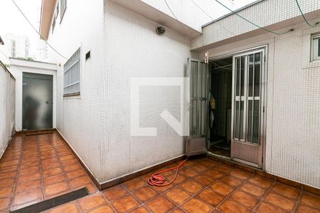 Casa à venda com 145m², 3 quartos e 2 vagasÁrea de Serviço / Quintal