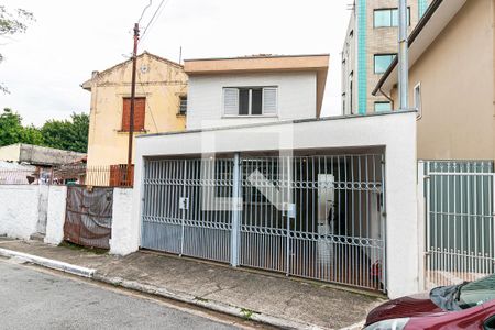 Casa à venda com 145m², 3 quartos e 2 vagasFachada