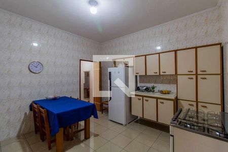 Casa à venda com 160m², 3 quartos e 3 vagas Casa à venda com 160m², 3 quartos e 3 vagasCozinha