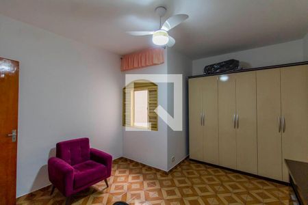 Casa à venda com 160m², 3 quartos e 3 vagas Casa à venda com 160m², 3 quartos e 3 vagasQuarto 2