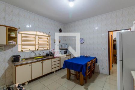 Casa à venda com 160m², 3 quartos e 3 vagas Casa à venda com 160m², 3 quartos e 3 vagasCozinha