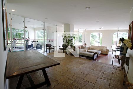 Apartamento à venda com 362m², 5 quartos e 3 vagas Apartamento à venda com 362m², 5 quartos e 3 vagasÁrea comum - Salão de festas