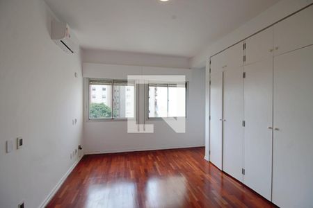 Apartamento à venda com 362m², 5 quartos e 3 vagas Apartamento à venda com 362m², 5 quartos e 3 vagasSuíte 5