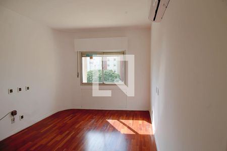 Apartamento à venda com 362m², 5 quartos e 3 vagas Apartamento à venda com 362m², 5 quartos e 3 vagasQuarto 2