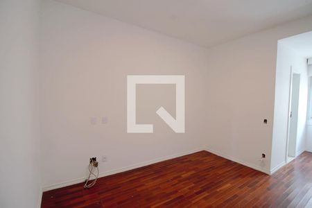 Apartamento à venda com 362m², 5 quartos e 3 vagas Apartamento à venda com 362m², 5 quartos e 3 vagasSuíte 4