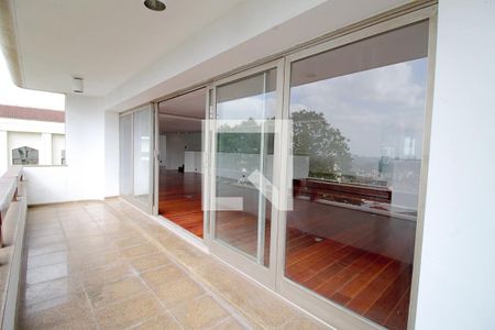 Apartamento à venda com 362m², 5 quartos e 3 vagas Apartamento à venda com 362m², 5 quartos e 3 vagasVaranda da Sala