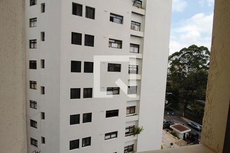Apartamento à venda com 362m², 5 quartos e 3 vagas Apartamento à venda com 362m², 5 quartos e 3 vagasVista da Suíte 4