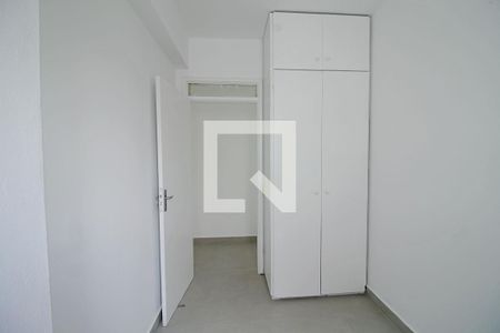 Apartamento à venda com 362m², 5 quartos e 3 vagas Apartamento à venda com 362m², 5 quartos e 3 vagasQuarto de Serviço 2
