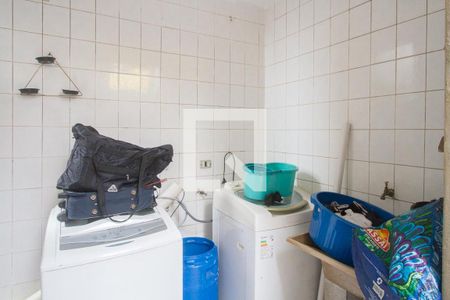 Área de Serviço de casa à venda com 3 quartos, 300m² em Jardim São Luís, São Paulo