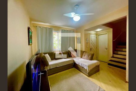 Sala de casa de condomínio à venda com 3 quartos, 152m² em Vila Sao Joao, Guarulhos