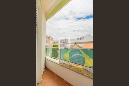 Casa à venda com 110m², 3 quartos e 3 vagas Casa à venda com 110m², 3 quartos e 3 vagasQuarto 2 - Varanda